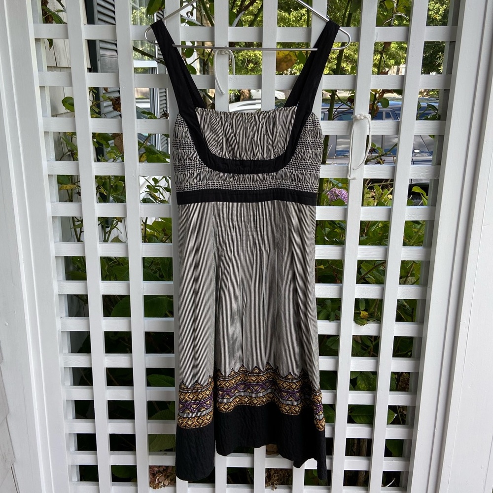 Black and white Lithe dress